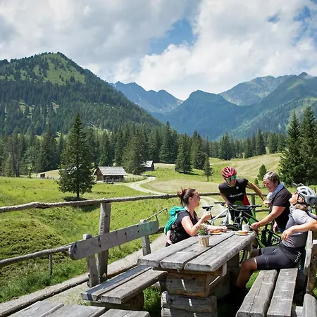 Sloho Bergurlaub 公寓